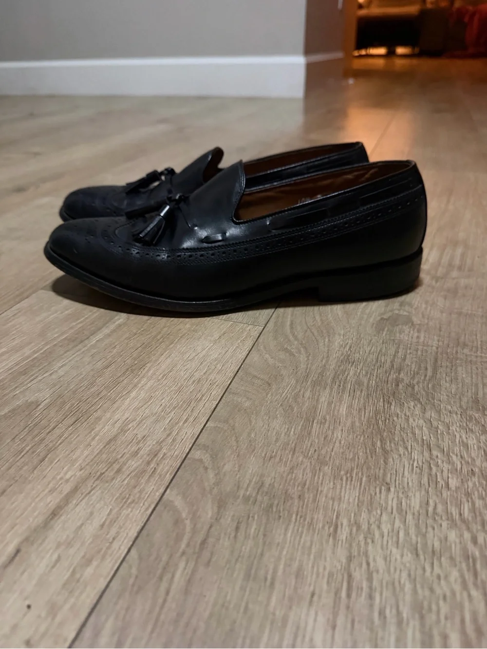Allen Edmonds Manchester Black Leather Tassel Wingtip Loafers Size 10.5 D 8507